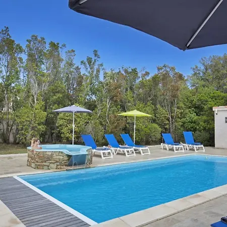 Bel A Avec Piscine