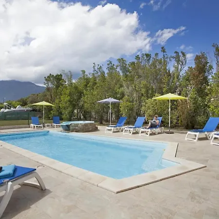 Apartment Bel A Avec Piscine